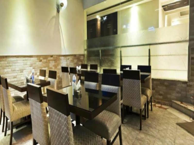 Fabhotel Marble Arch Karol Bagh Delhi  Eksteriør bilde
